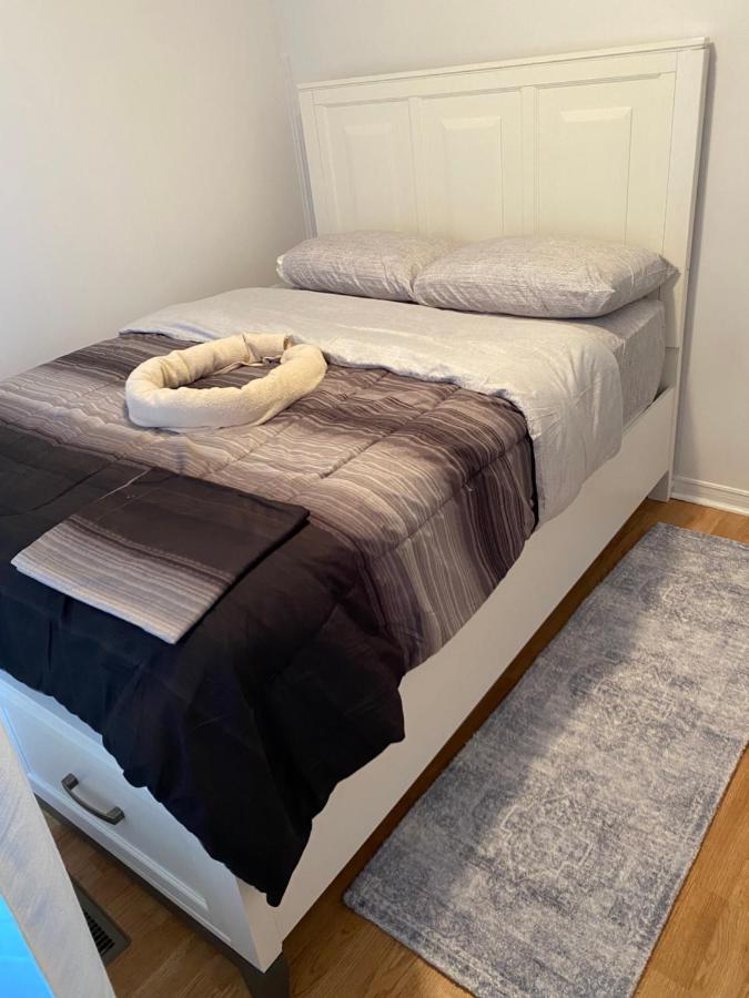 Windsor Airport Room Accommodation エクステリア 写真