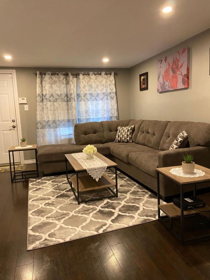 Windsor Airport Room Accommodation エクステリア 写真