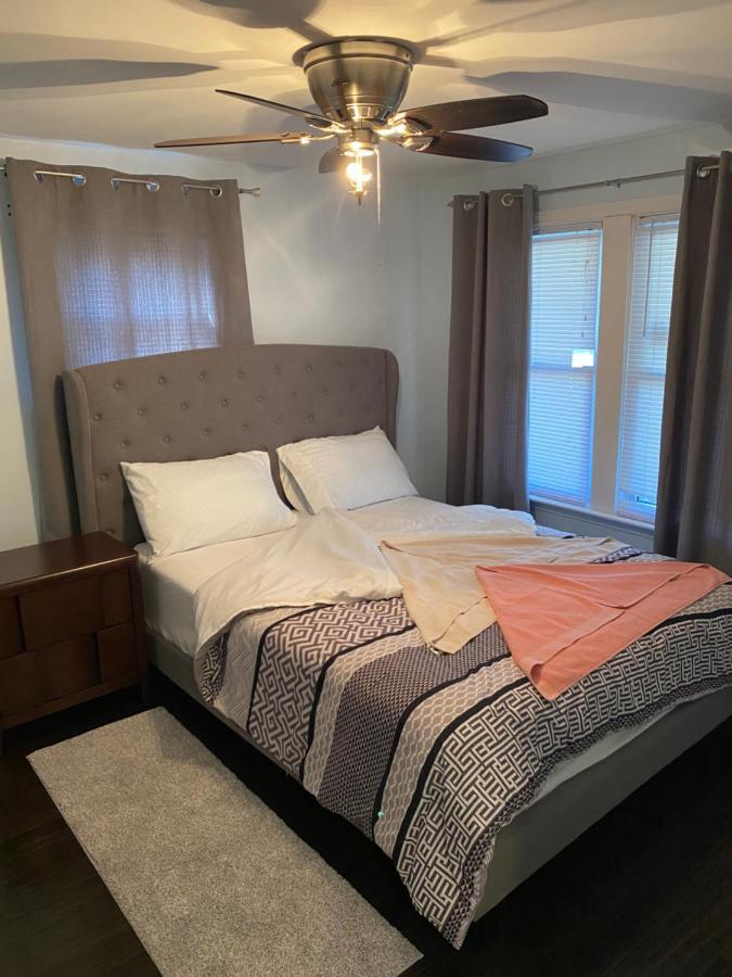 Windsor Airport Room Accommodation エクステリア 写真